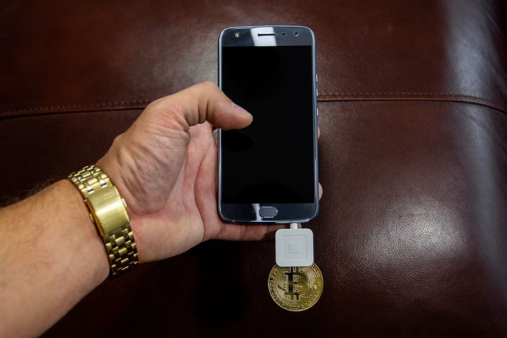 cryptocurrency-3401787__480.jpg